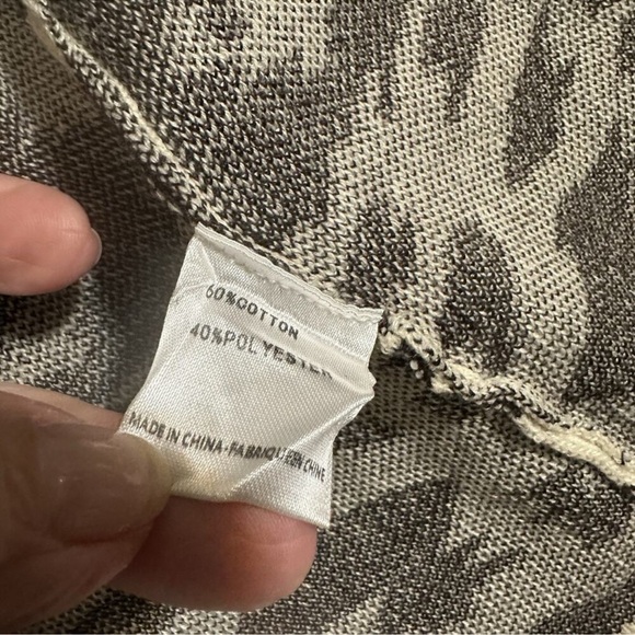 Crazy Train Black and Cream Patterned Cape - Picture 10 of 10